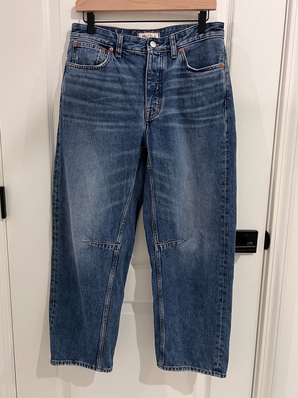 Madewell The Darted Barrel-Leg Jean